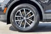 27 thumbnail image of  2021 Volkswagen Tiguan 2.0T SE