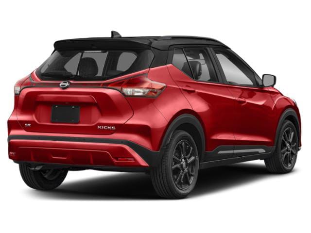 2 thumbnail image of  2022 Nissan Kicks SR