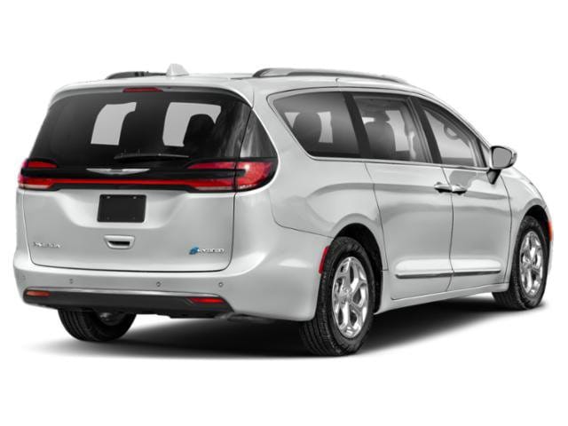 2 thumbnail image of  2023 Chrysler Pacifica Hybrid Limited