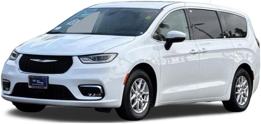 2023 Chrysler Pacifica Touring L's photo