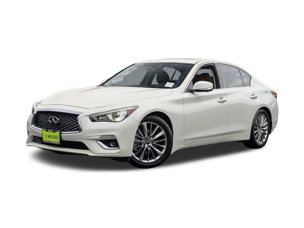 2023 INFINITI Q50 LUXE