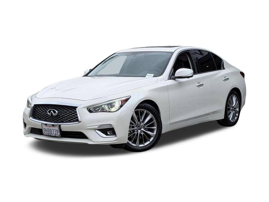 2023 INFINITI Q50 LUXE