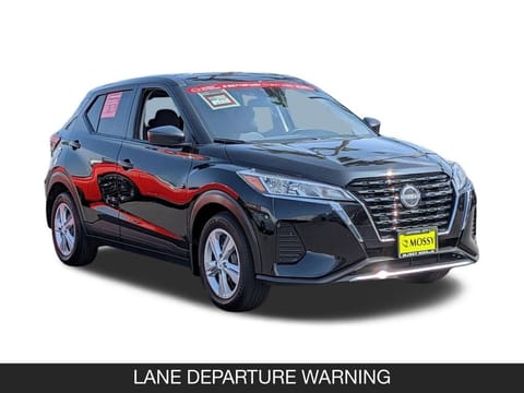 2023 Nissan Kicks S