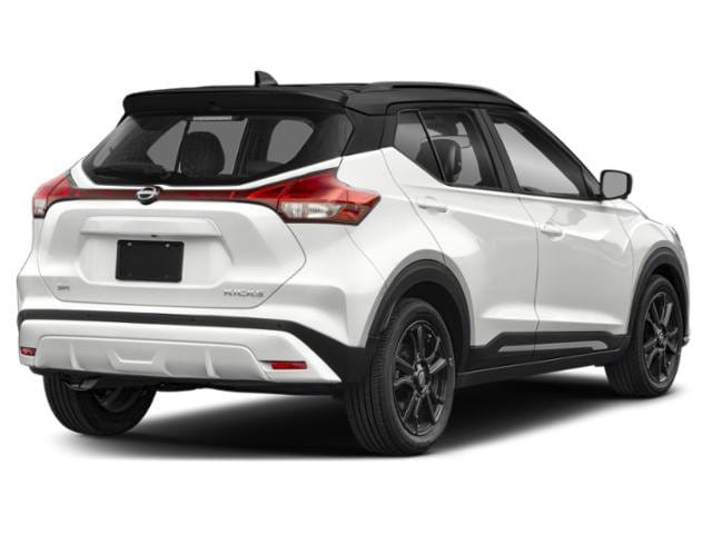 2 thumbnail image of  2023 Nissan Kicks SR