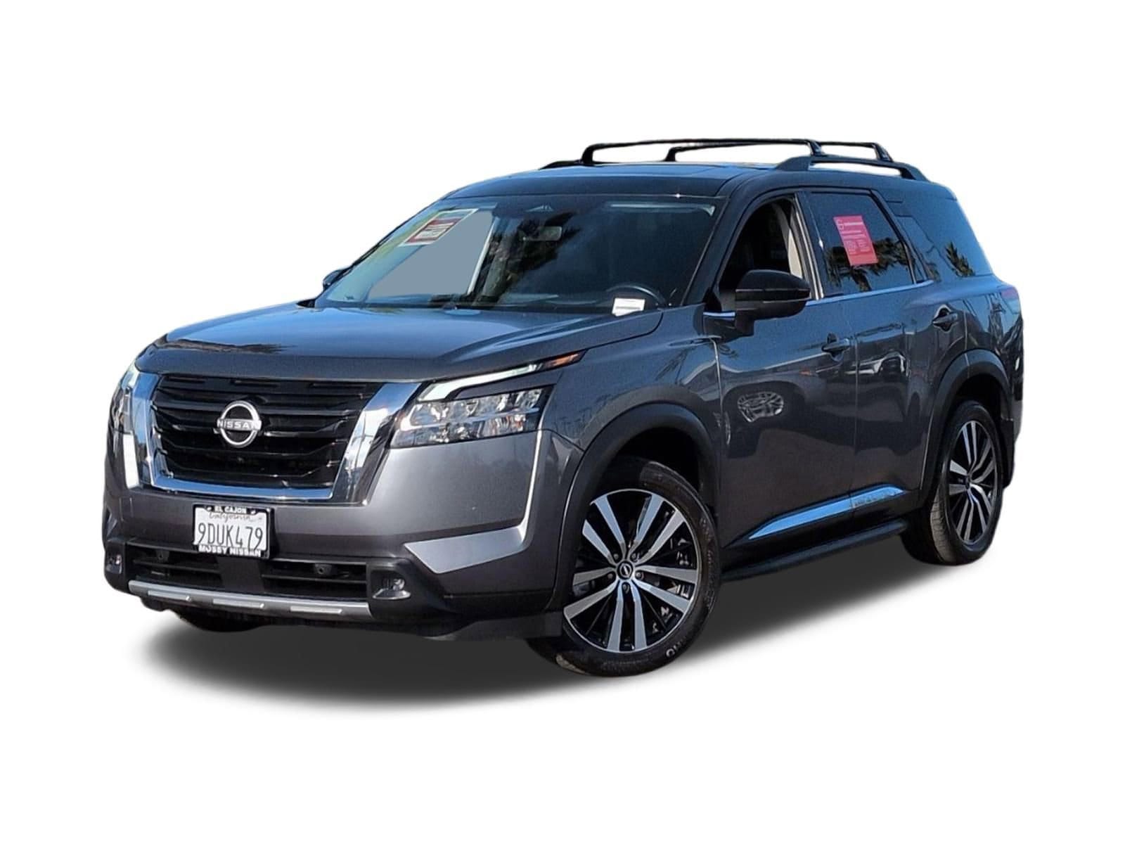 1 placeholder image of  2023 Nissan Pathfinder Platinum