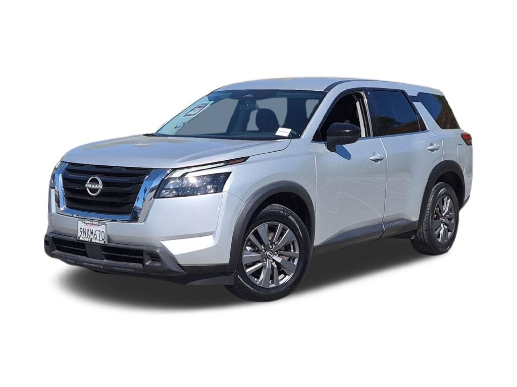 2023 Nissan Pathfinder S
