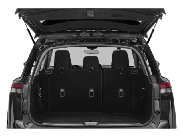 14 thumbnail image of  2023 Nissan Pathfinder SL