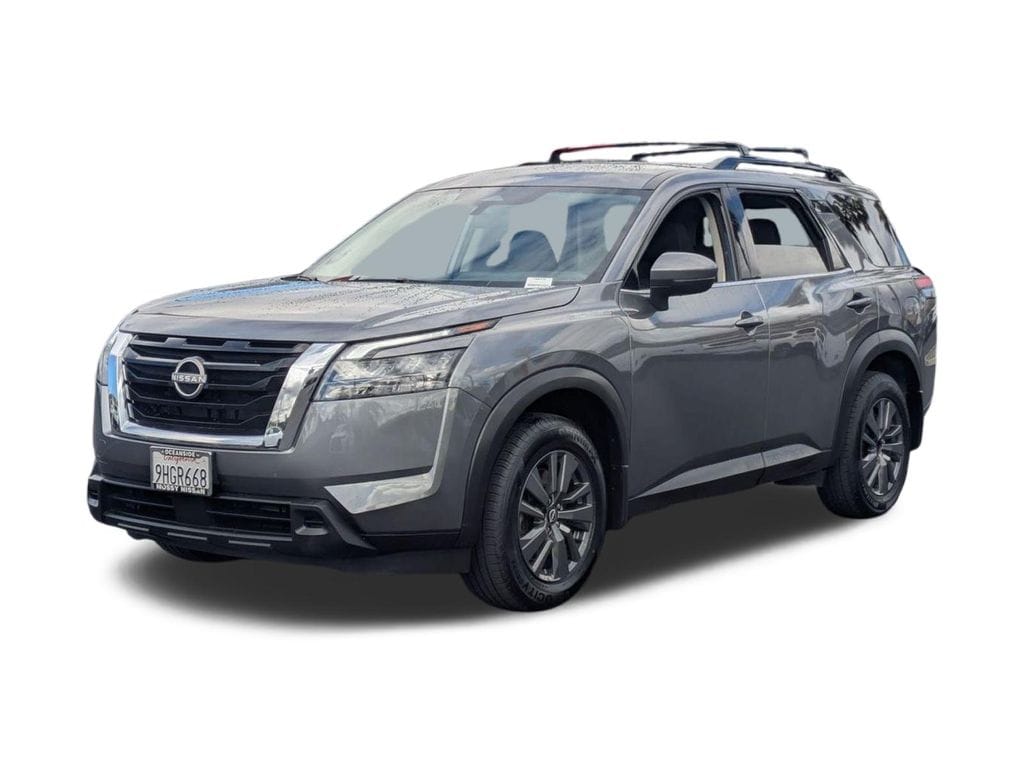 2023 Nissan Pathfinder SV