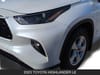 10 thumbnail image of  2023 Toyota Highlander LE