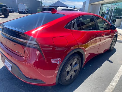 1 image of 2023 Toyota Prius Prime SE