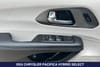 12 imagen en miniatura de 2024 Chrysler Pacifica Hybrid Select