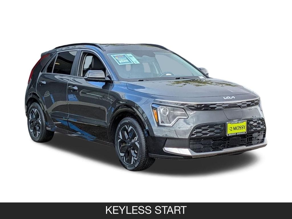Used 2024 Kia Niro Wind with VIN KNDCR3L13R5111134 for sale in Chula Vista, CA