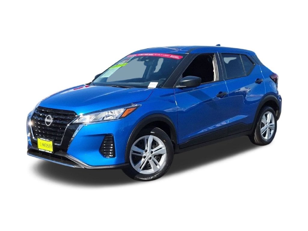 1 imagen en miniatura de 2024 Nissan Kicks S
