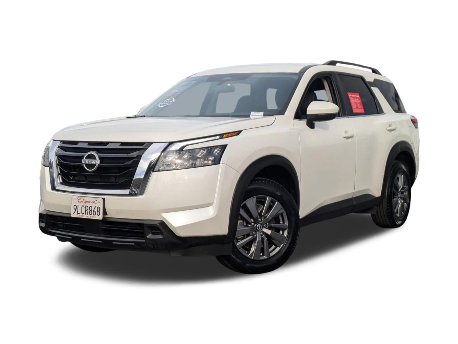 1 placeholder image of  2024 Nissan Pathfinder SV