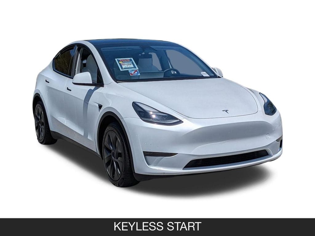 Used 2024 Tesla Model Y Long Range with VIN 7SAYGDEE4RA294334 for sale in Chula Vista, CA