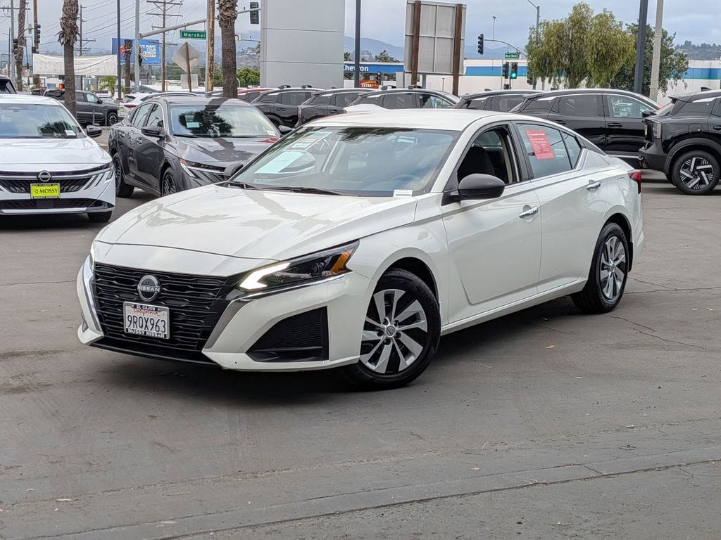 2025 Nissan Altima 2.5 S's photo