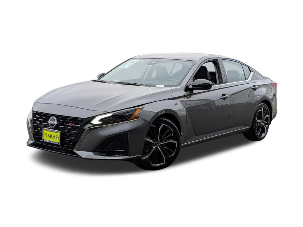 2025 Nissan Altima 2.5 SR