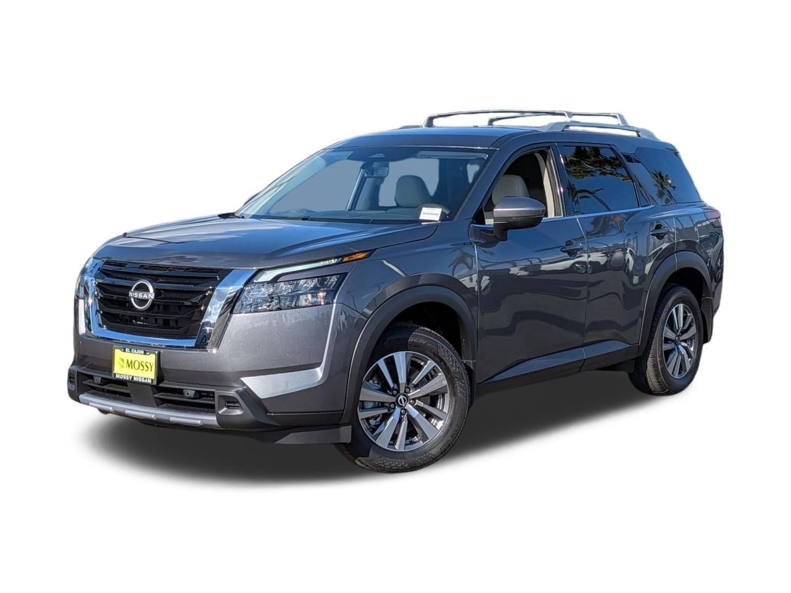 1 thumbnail image of  2025 Nissan Pathfinder SL