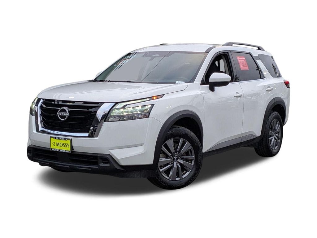 1 thumbnail image of  2025 Nissan Pathfinder SV