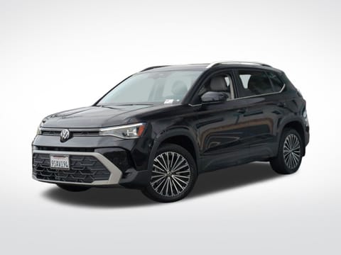 1 image of 2025 Volkswagen Taos 1.5T SE