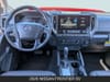 13 imagen en miniatura de 2026 Nissan Frontier SV