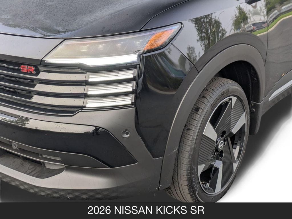 2026 Nissan KICKS SR - Photo 10