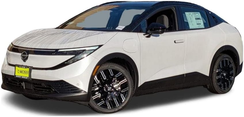 2026 Nissan Leaf Platinum+'s photo