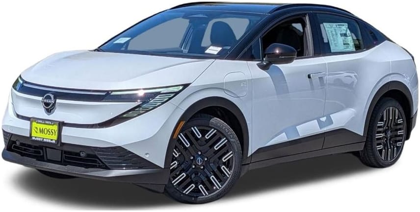 2026 Nissan Leaf Platinum+'s photo