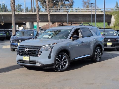 1 image of 2026 Nissan Pathfinder Platinum