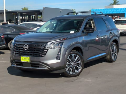 1 image of 2026 Nissan Pathfinder Platinum