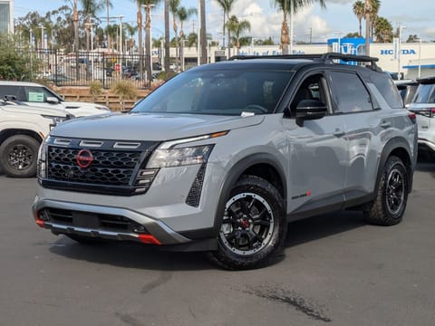 1 imagen de 2026 Nissan Pathfinder Rock Creek