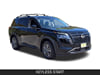2 imagen en miniatura de 2026 Nissan Pathfinder SV