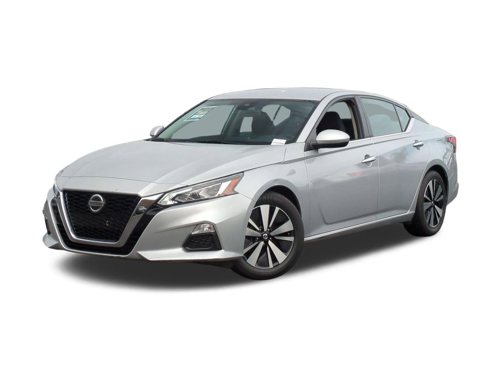 1 placeholder image of  2021 Nissan Altima 2.5 SV