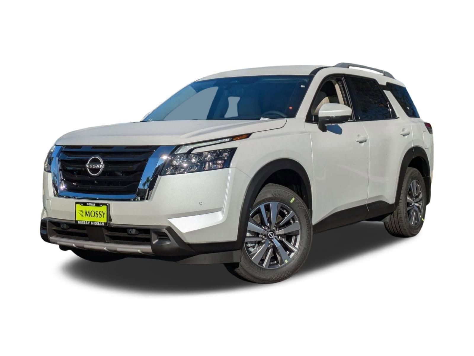 1 thumbnail image of  2025 Nissan Pathfinder SL