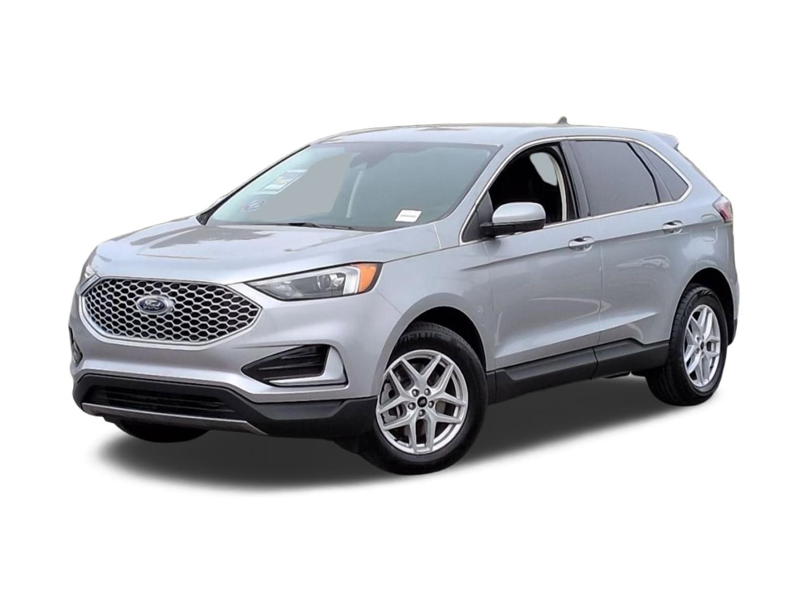 1 placeholder image of  2024 Ford Edge