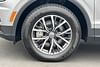 27 thumbnail image of  2020 Volkswagen Tiguan 2.0T SE