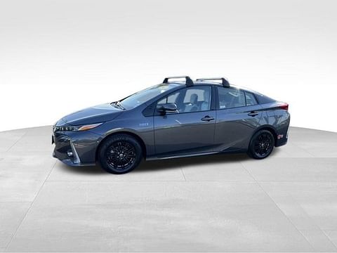 1 image of 2017 Toyota Prius Prime Advanced