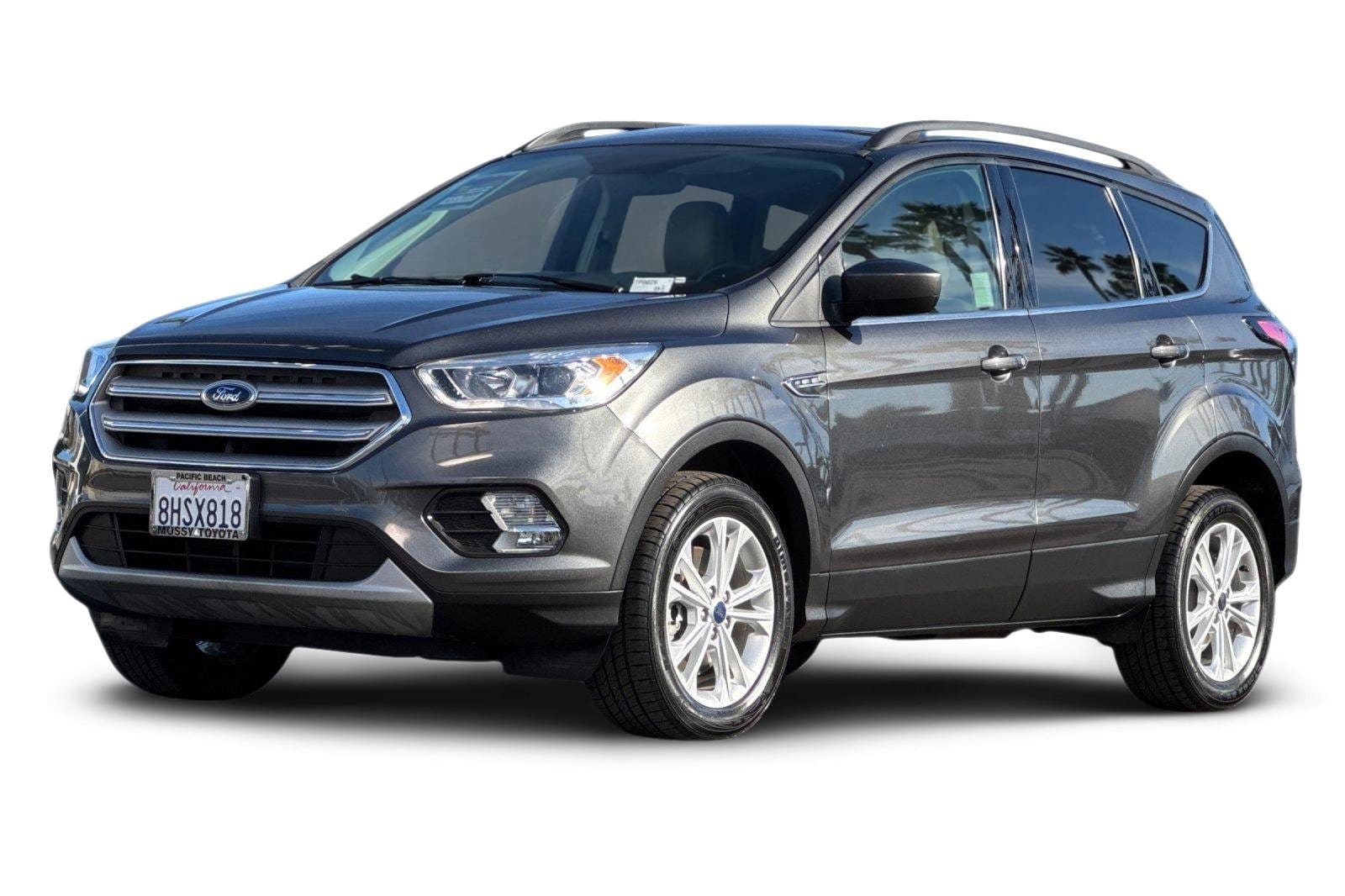 1 placeholder image of  2018 Ford Escape SEL