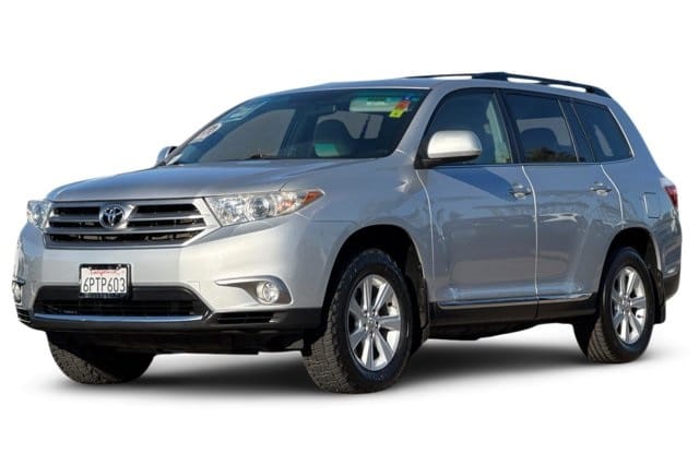 1 placeholder image of  2011 Toyota Highlander Base