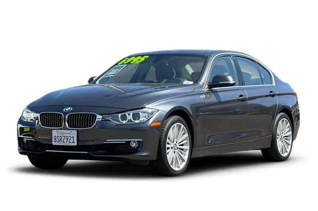 1 placeholder image of  2012 BMW 3 Series 328i