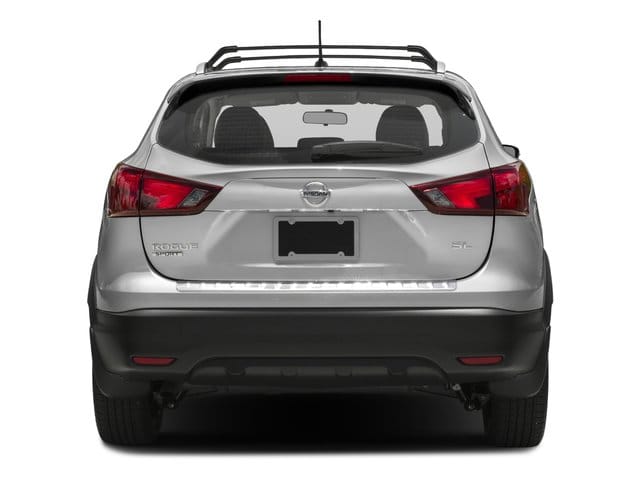 8 thumbnail image of  2018 Nissan Rogue Sport SL