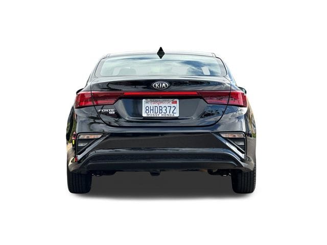 6 thumbnail image of  2019 Kia Forte FE