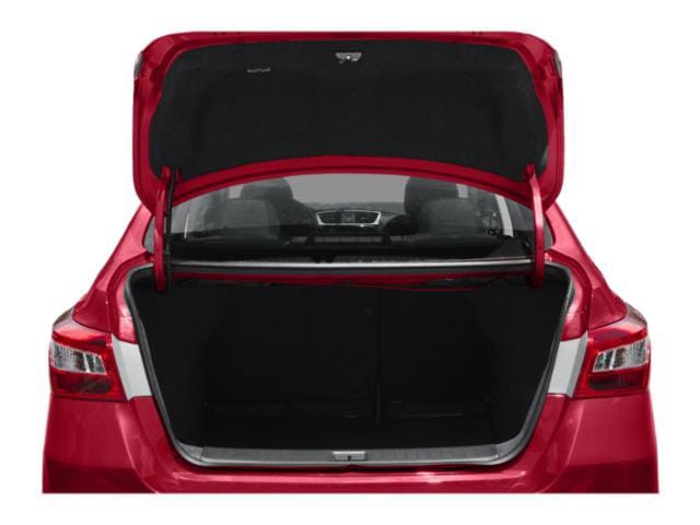 14 thumbnail image of  2019 Nissan Sentra SV