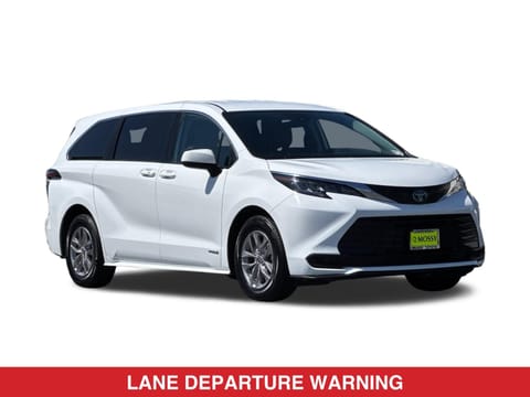 2021 Toyota Sienna LE