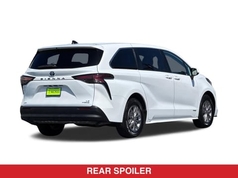 2021 Toyota Sienna LE