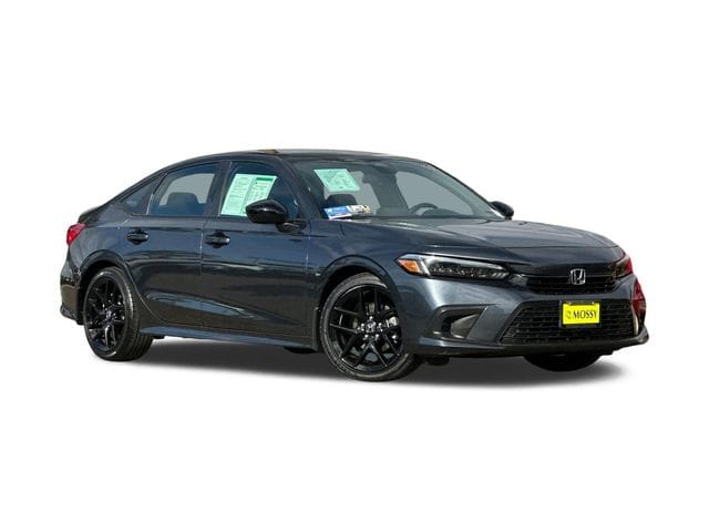 3 thumbnail image of  2023 Honda Civic Sport