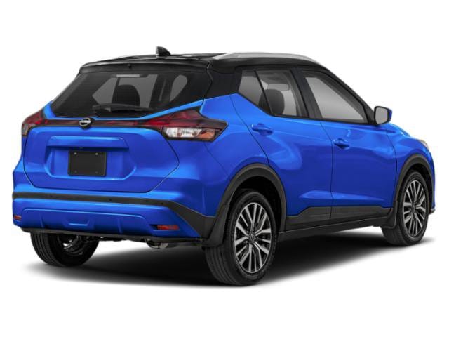 2 thumbnail image of  2023 Nissan Kicks SV