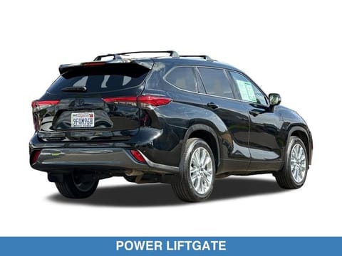 2023 Toyota Highlander Hybrid Limited