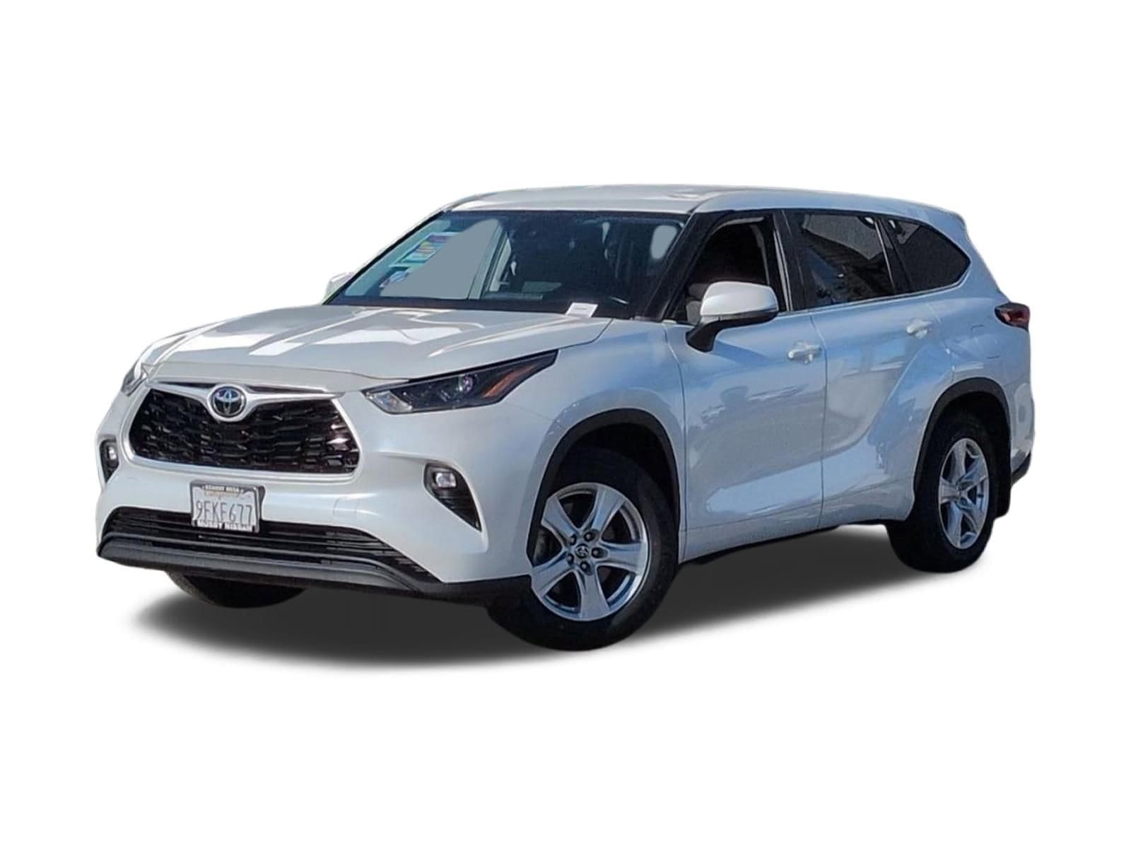 1 thumbnail image of  2023 Toyota Highlander LE