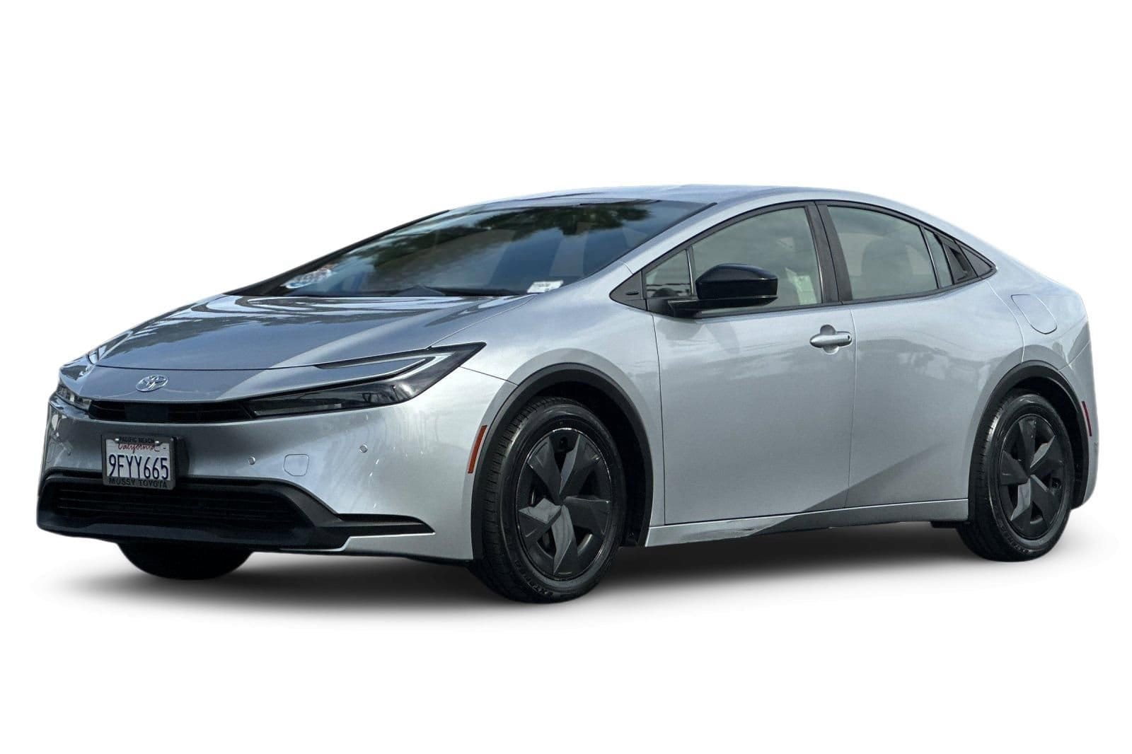 2023 Toyota Prius LE